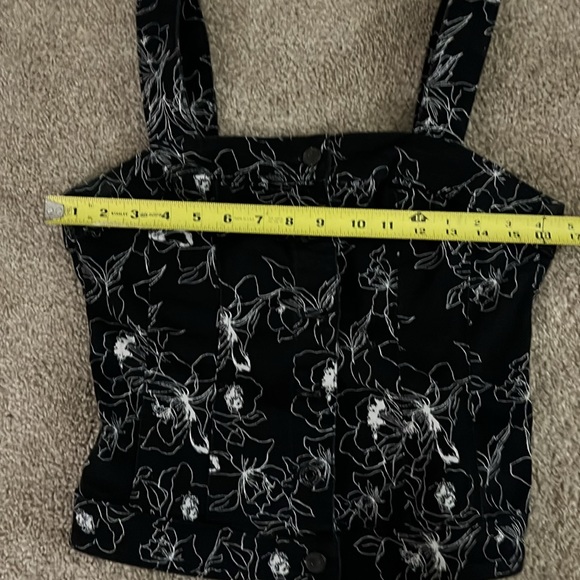 White House Black Market Women's White and Black Corset - Picture 7 of 8